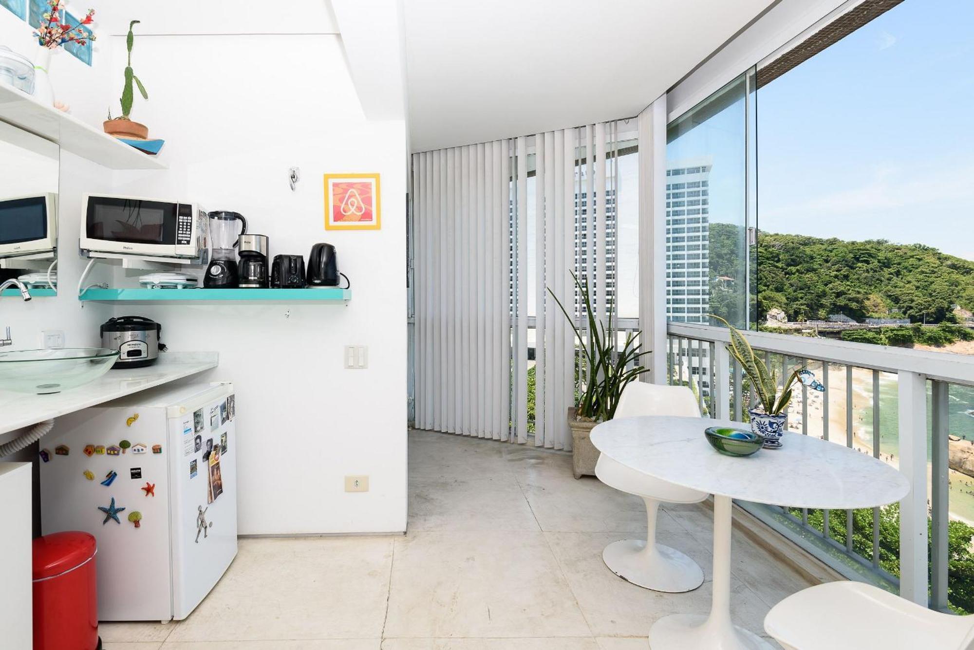 Omar Do Rio - V102 Moderno Qto&sala Com Vista Cinematográfica, Garagem, Piscina E Sauna, Internet Rápida E Smart Tv *
